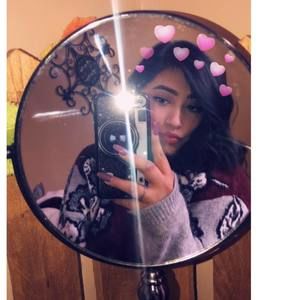 Meet your Posher, Dalia